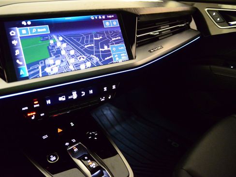 Used 2023 Audi Q4 e-tron Premium Plus w/ Premium Plus image 25