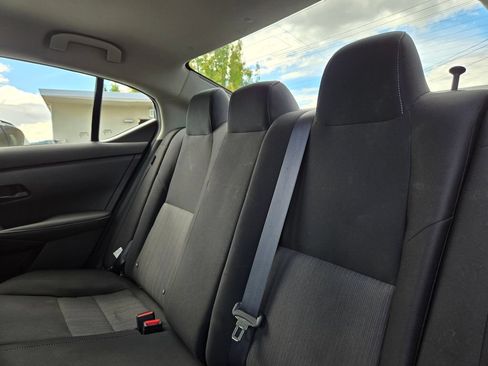 Used 2024 Nissan Sentra SV FWD image 17