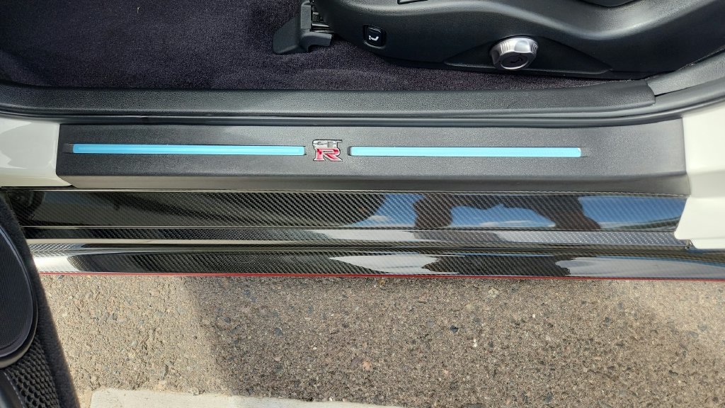 Used 2015 Nissan GT-R NISMO AWD/4WD image 47