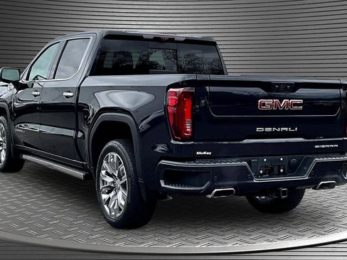 Used 2022 GMC Sierra 1500 Denali w/ Denali Reserve Package AWD/4WD image 4