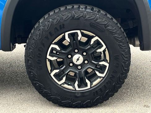 Used 2023 Chevrolet Silverado 1500 ZR2 AWD/4WD image 28