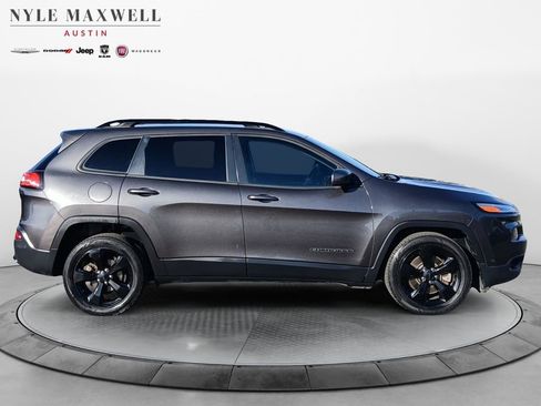 Used 2016 Jeep Cherokee High Altitude w/ Technology Group image 16