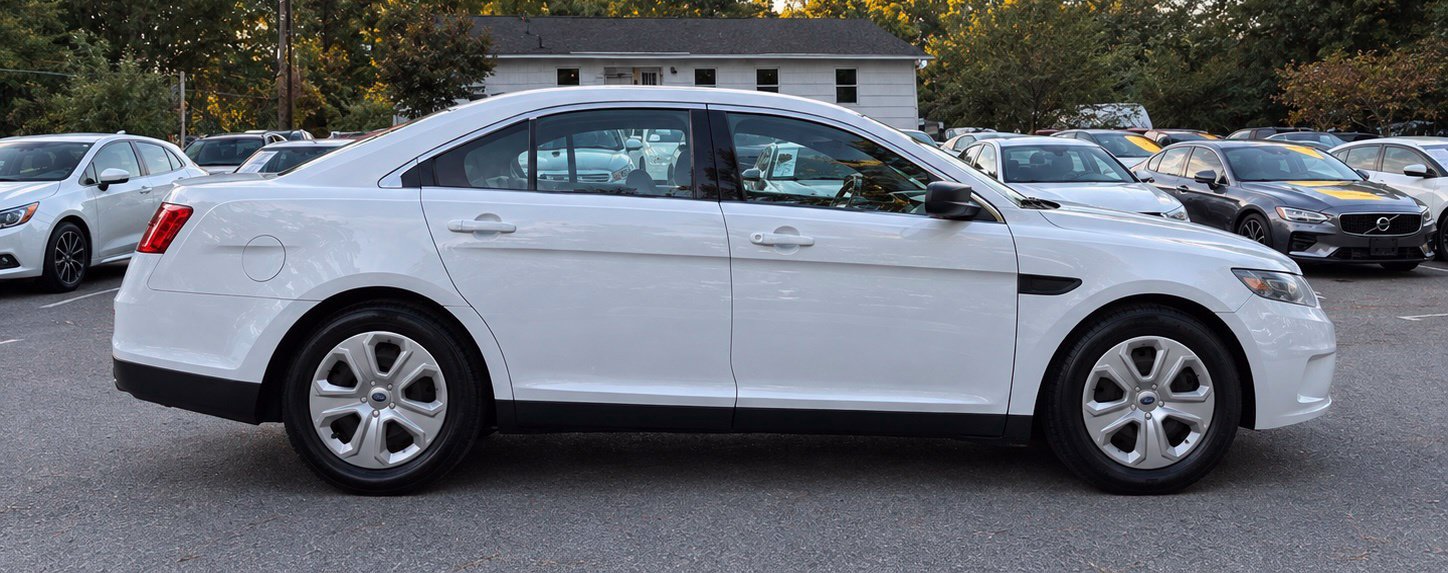 Used 2017 Ford Taurus Police Interceptor AWD image 7