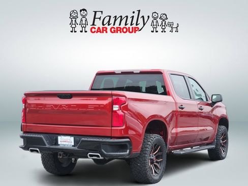 Used 2024 Chevrolet Silverado 1500 LT Trail Boss AWD/4WD image 4