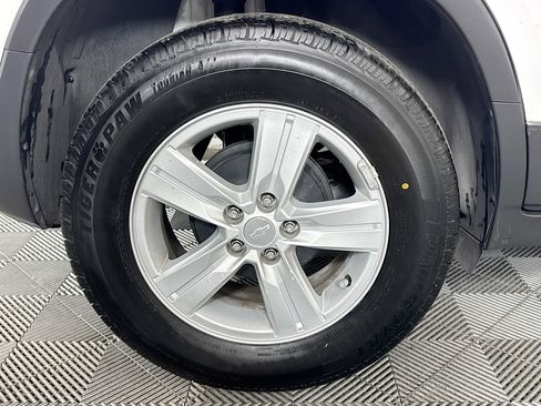 Used 2019 Chevrolet Trax LS w/ Tint and Cruise Package image 31