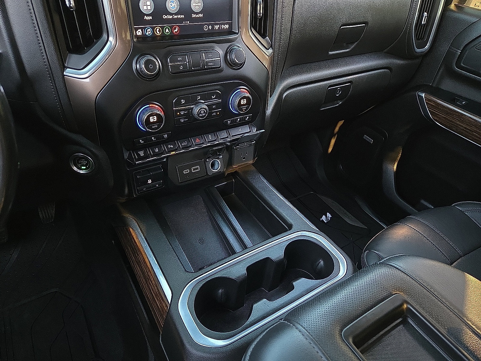 Used 2022 Chevrolet Silverado 3500 High Country AWD/4WD image 25