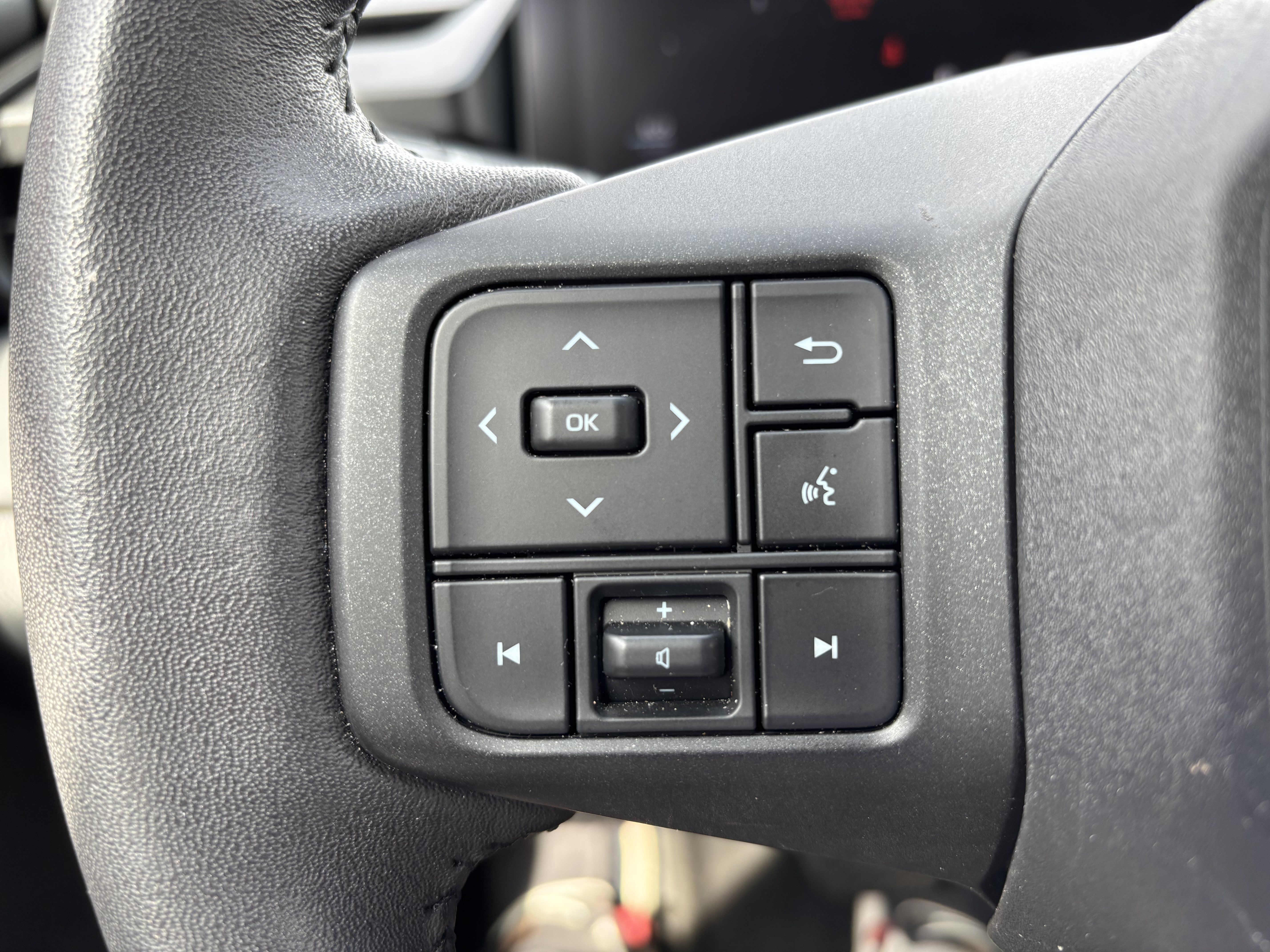 Used 2026 Toyota RAV4 XLE Premium AWD/4WD image 19