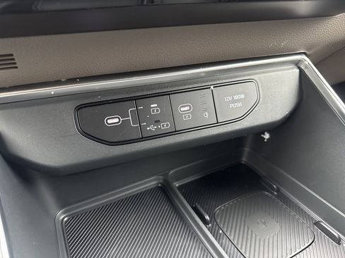 New 2026 Kia Carnival EX image 5