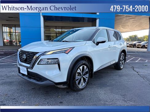 Used 2023 Nissan Rogue SV FWD image 1