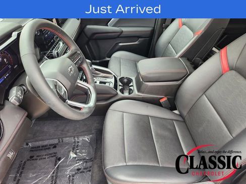 Used 2024 Chevrolet Colorado Z71 w/ Z71 Convenience Package 2 AWD/4WD image 6