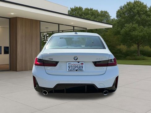 Used 2025 BMW 330i xDrive Sedan w/ M Sport Package image 9