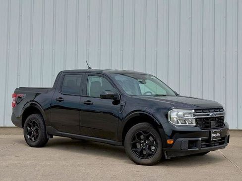 Certified 2024 Ford Maverick Lariat w/ FX4 Off-Road Package AWD/4WD image 8