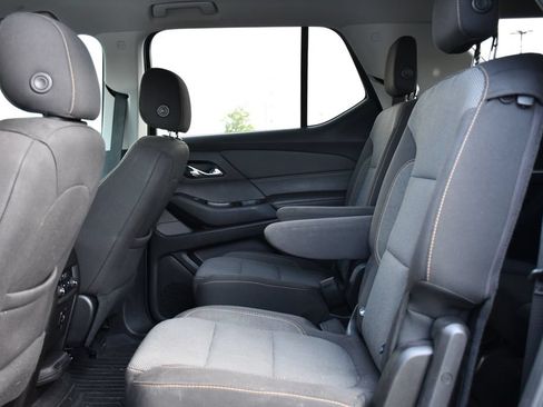 Used 2018 Chevrolet Traverse LT AWD/4WD image 19