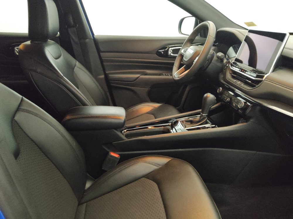 Used 2022 Jeep Compass Latitude FWD image 21