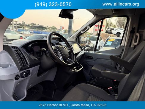 Used 2018 Ford Transit 150 XLT image 7