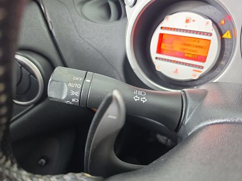 Used 2011 Nissan 370Z Touring RWD image 18