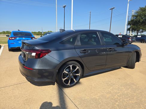 Used 2026 Honda Civic Sport Touring image 9