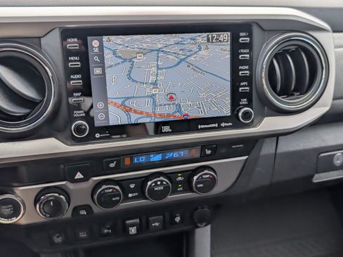 Used 2021 Toyota Tacoma Limited AWD/4WD image 29