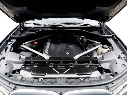 Used 2023 BMW X7 xDrive40i w/ Premium Package image 74