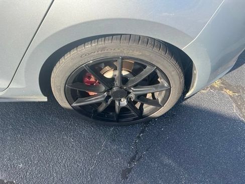 Used 2016 Volkswagen GTI SE FWD image 16