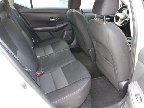 Used 2020 Nissan Sentra SV w/ Trunk Package image 17