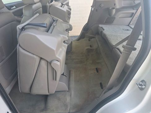 Used 2015 Chevrolet Tahoe LTZ RWD image 36