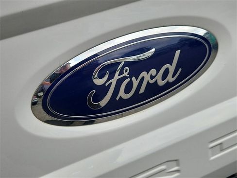 Used 2019 Ford F250 Lariat w/ Lariat Ultimate Package image 31