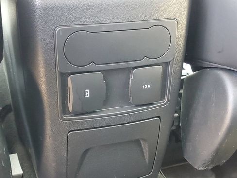 Certified 2024 Ford Explorer XLT w/ Equipment Group 202A AWD/4WD image 18