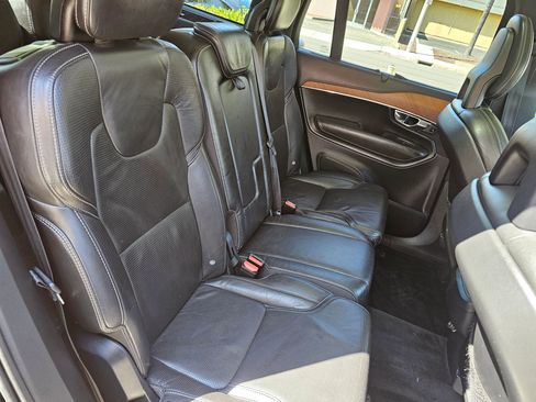 Used 2016 Volvo XC90 T6 Inscription w/ Vision Package image 26