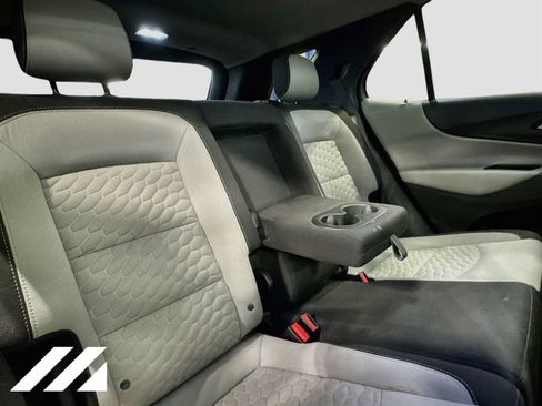 Used 2018 Chevrolet Equinox LT w/ Sun & Infotainment Package AWD/4WD image 26