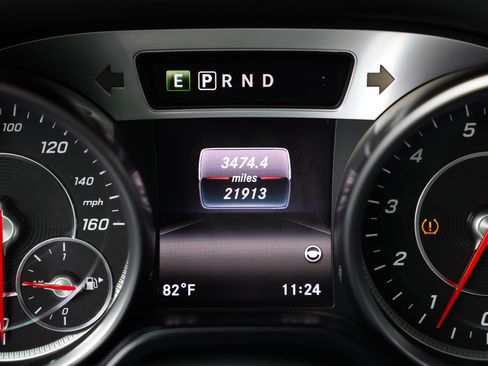 Used 2017 Mercedes-Benz SL 550 image 56