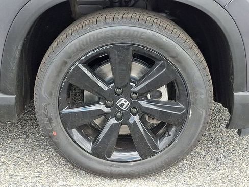 Used 2025 Honda Pilot Black Edition image 8