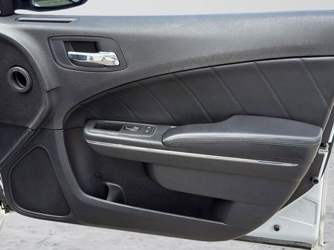 Used 2014 Dodge Charger R/T RWD image 23
