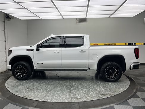 Used 2023 GMC Sierra 1500 AT4 w/ Technology Package AWD/4WD image 7