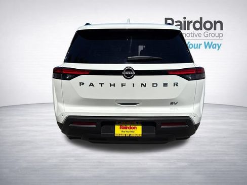 Used 2024 Nissan Pathfinder SV FWD image 6