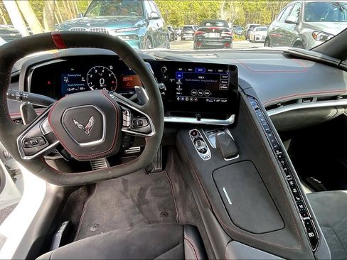 Used 2022 Chevrolet Corvette 3LT w/ Engine Appearance Package image 15