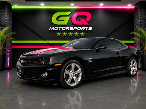 Used 2010 Chevrolet Camaro SS w/ LPO, Ground Effects Package RWD image 3