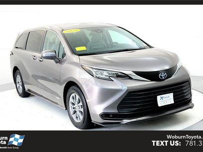 Used 2021 Toyota Sienna LE