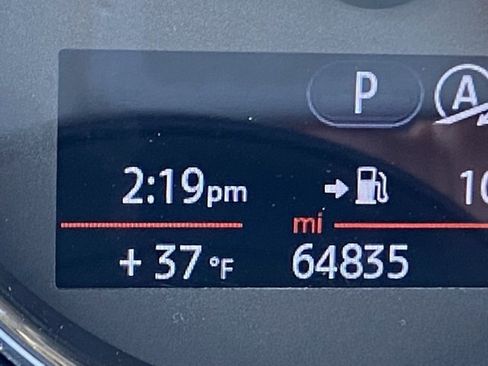 Used 2015 MINI Cooper 4-Door Hardtop image 15