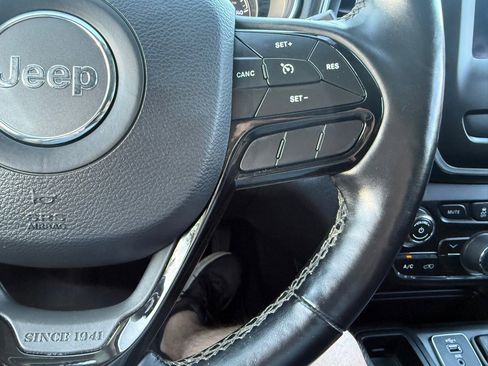 Used 2021 Jeep Cherokee Latitude Plus image 26