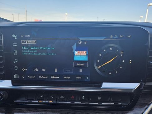 Used 2022 Chevrolet Silverado 1500 RST image 15