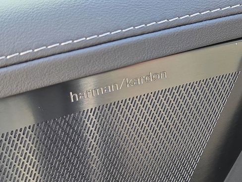 New 2026 Volvo XC90 B6 Plus w/ Protection Package Premier image 22