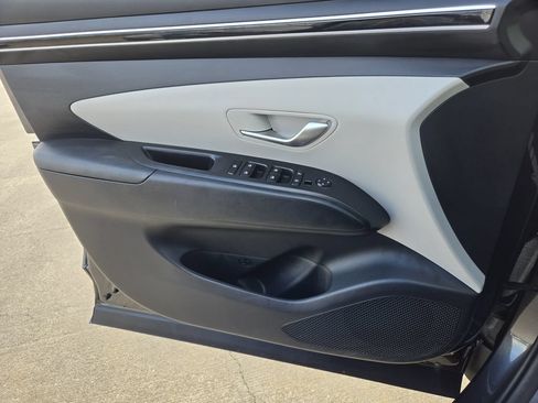 Used 2022 Hyundai Tucson SE FWD image 24