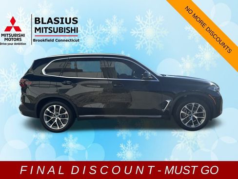 Used 2024 BMW X5 xDrive40i w/ Premium Package image 9