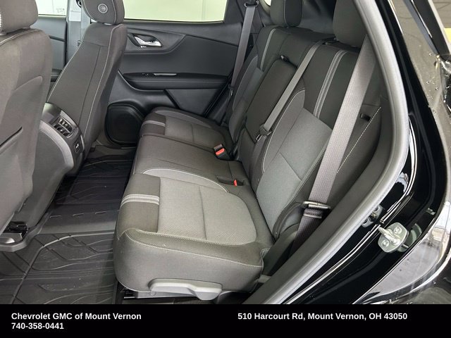 Used 2025 Chevrolet Blazer LT w/ Convenience Package FWD image 19