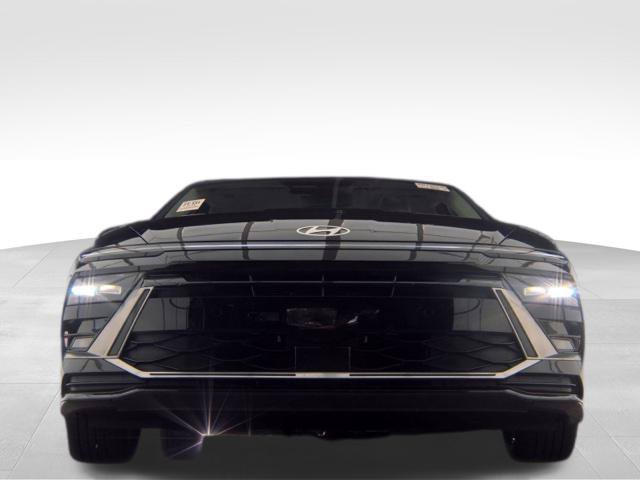 Used 2025 Hyundai Sonata SEL FWD image 3
