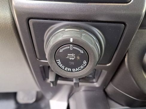 Used 2018 Ford F150 XLT w/ Equipment Group 302A Luxury image 18