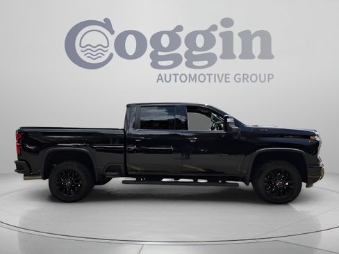 Certified 2025 Chevrolet Silverado 2500 LTZ w/ Trail Boss Package AWD/4WD image 6
