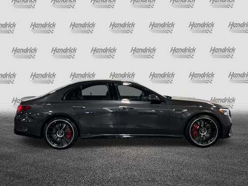 New 2026 Mercedes-Benz E 53 AMG e 4MATIC Sedan image 3