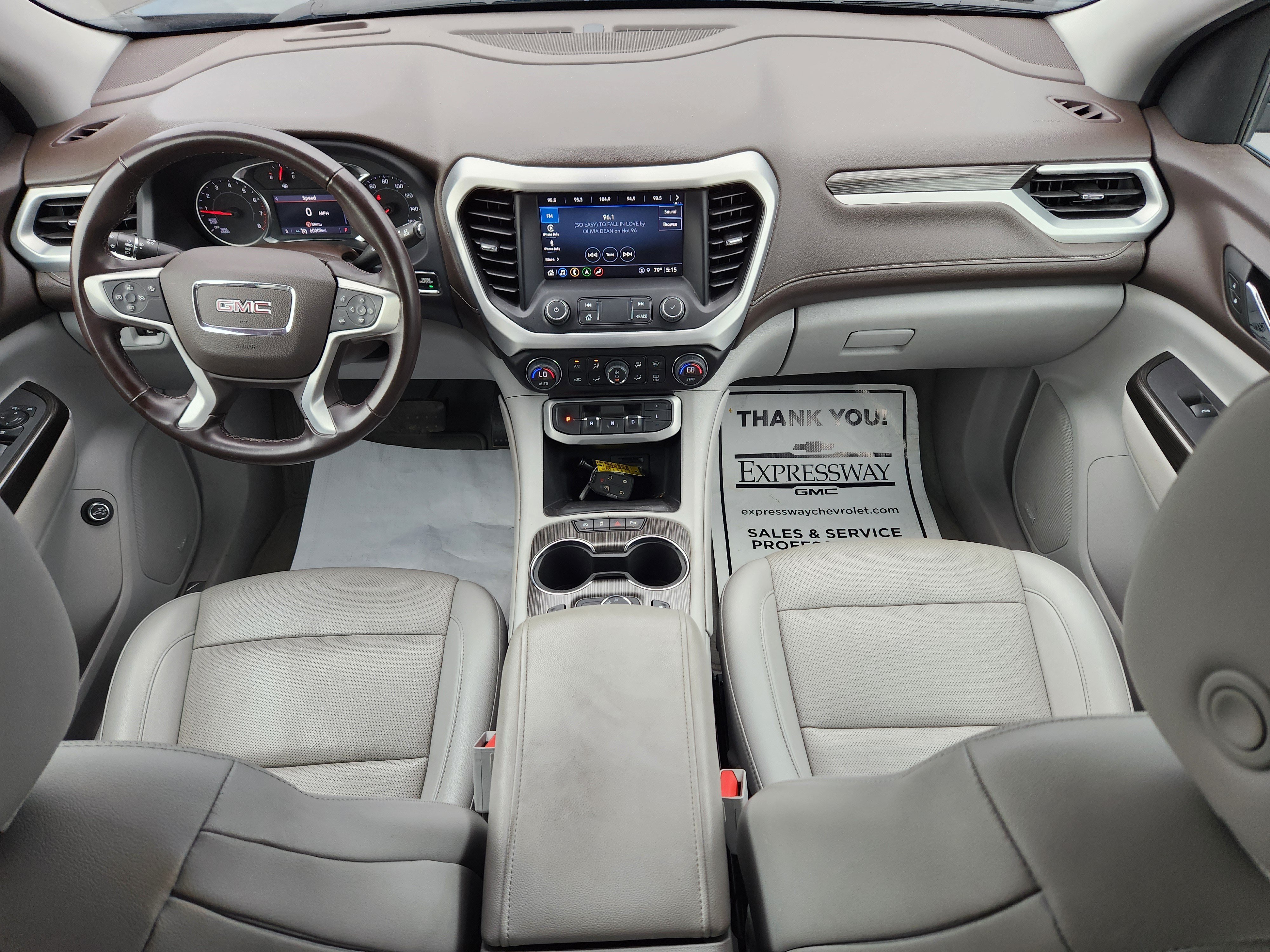 Used 2023 GMC Acadia SLT FWD image 16